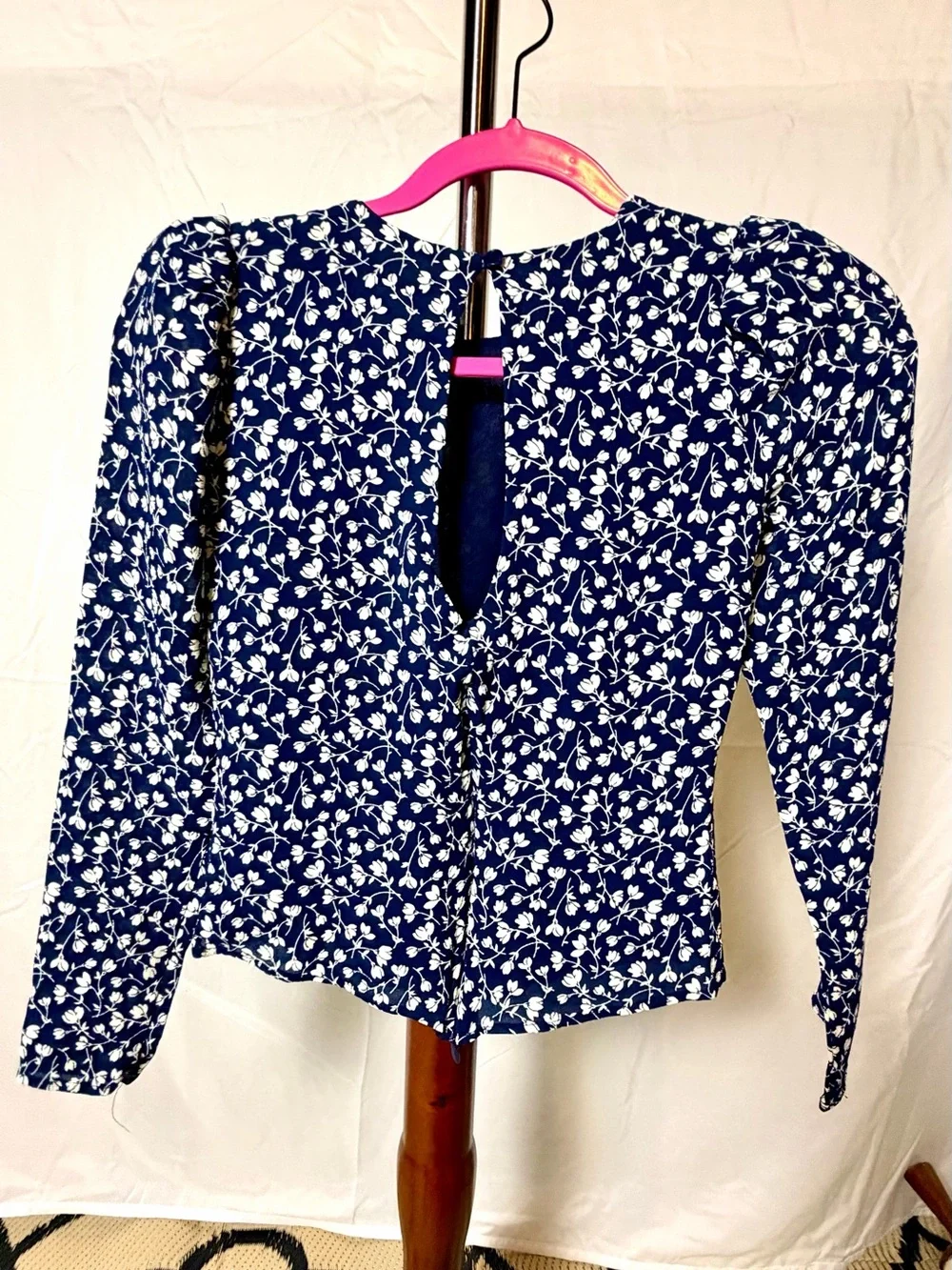 Reformation Navy White Floral Long puff Sleeve‎ Blouse